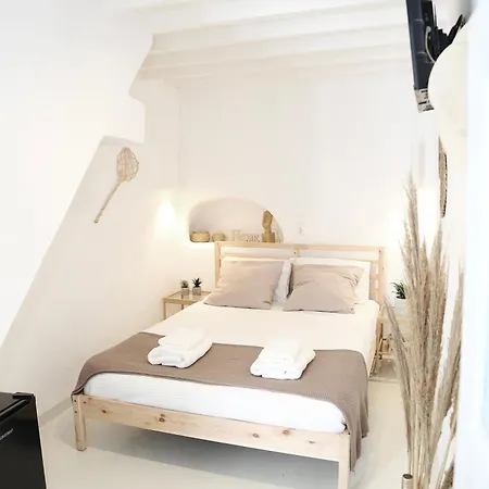 Whitelist In * Mykonos Town